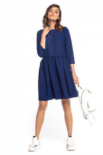 Mėlynos spalvos suknelė...