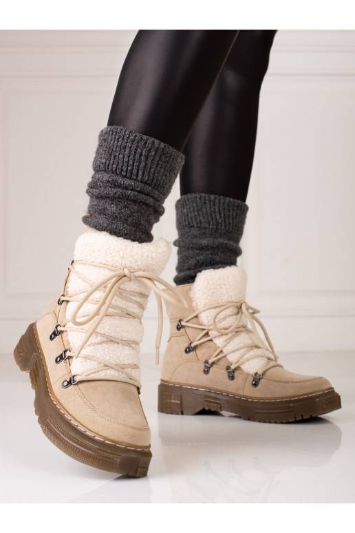 Women's snow boots beige with sheepskin Shelovet