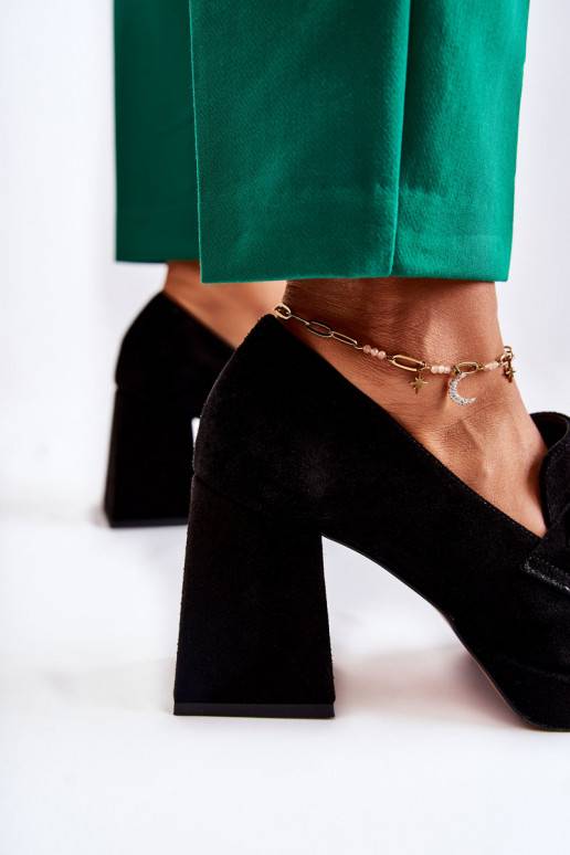 Suede Pumps With A Decorative Chain Laura Messi 2444 Black Suede Pumps With A Decorative Chain Laura Messi 2444 Black