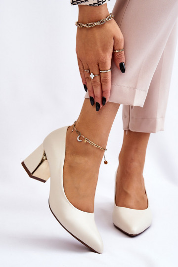 Elegant Pumps On A Heel Beige Emma 2