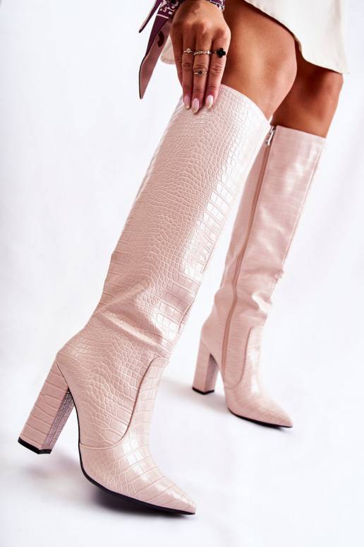 Trendy Boots On A Bar Beige Constancy