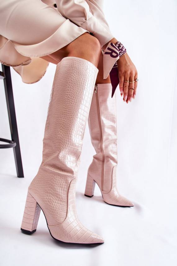 Trendy Boots On A Bar Beige Constancy