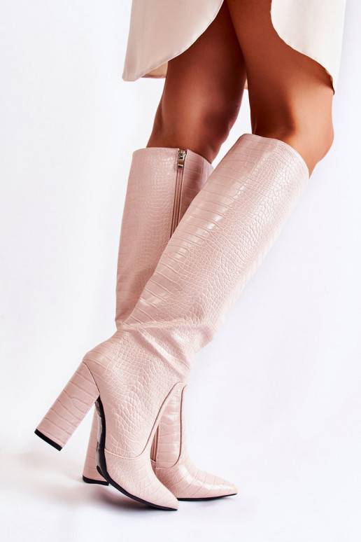 Trendy Boots On A Bar Beige Constancy