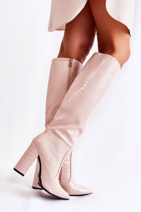 Trendy Boots On A Bar Beige Constancy
