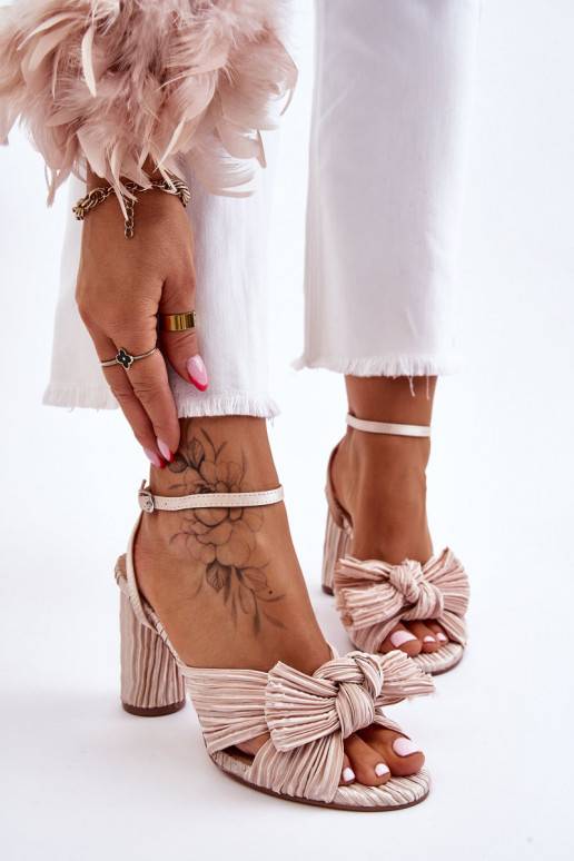 Fashionable Sandals With A Bow On Heels Light beige Callum