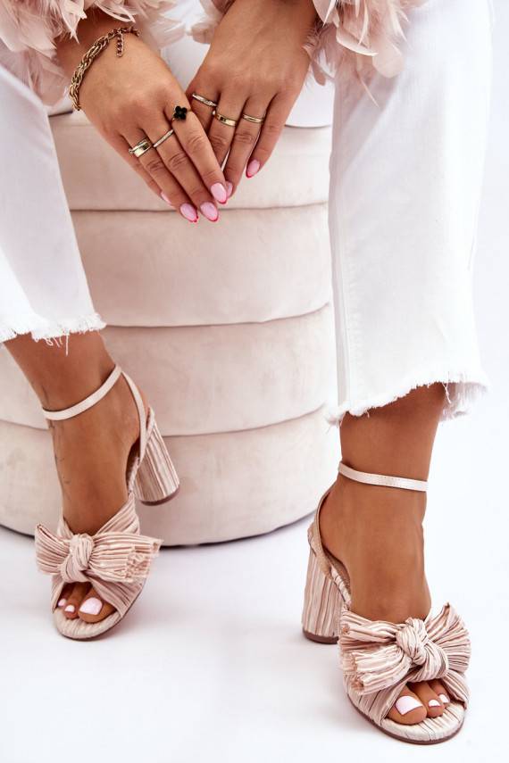 Fashionable Sandals With A Bow On Heels Light beige Callum
