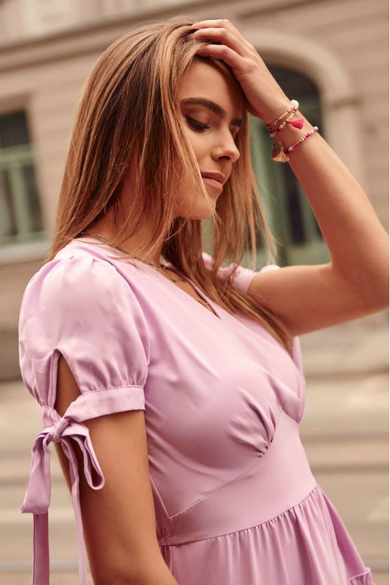 Summer dress with short sleeves purple