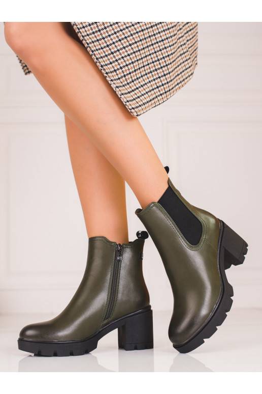 Women's boots on the heel Shelovet green