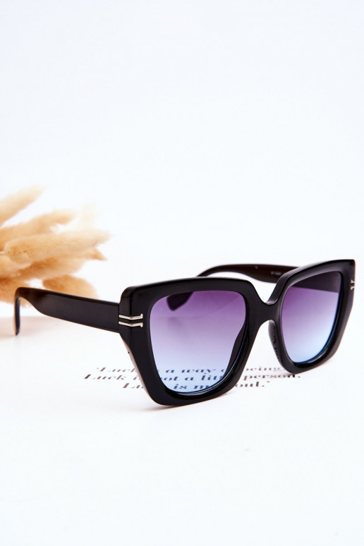 Classic Women's Sunglasses V110061 Black
