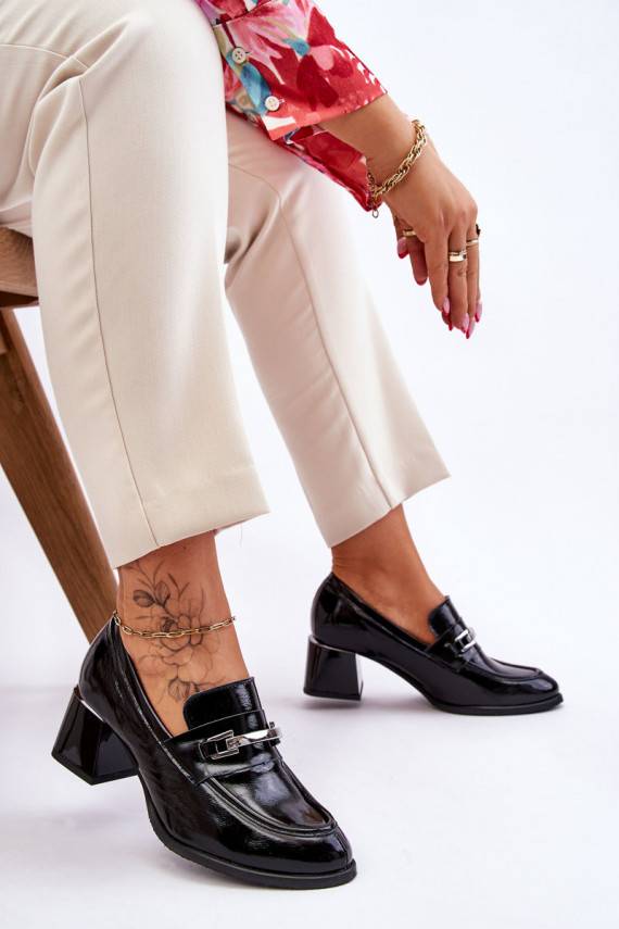 Comfortable Lacquered Pumps Black Damira 