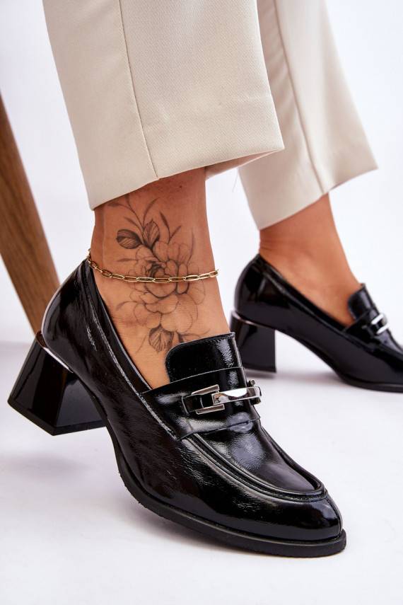 Comfortable Lacquered Pumps Black Damira 